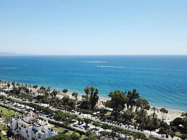 Linda Vista Beach Apartment Марбелья Экстерьер фото